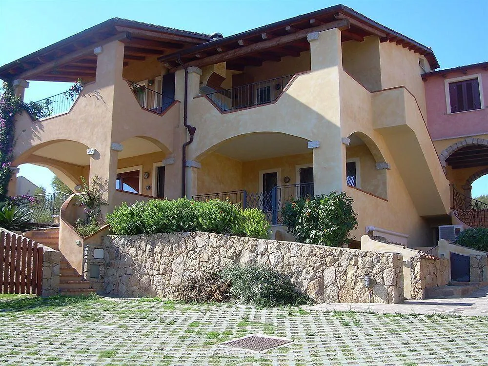 Sardinya Holiday Apartments Olbia 0*,