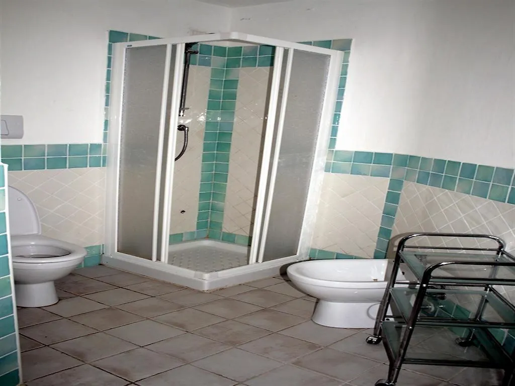Sardinya Holiday Apartments 奧爾比亞