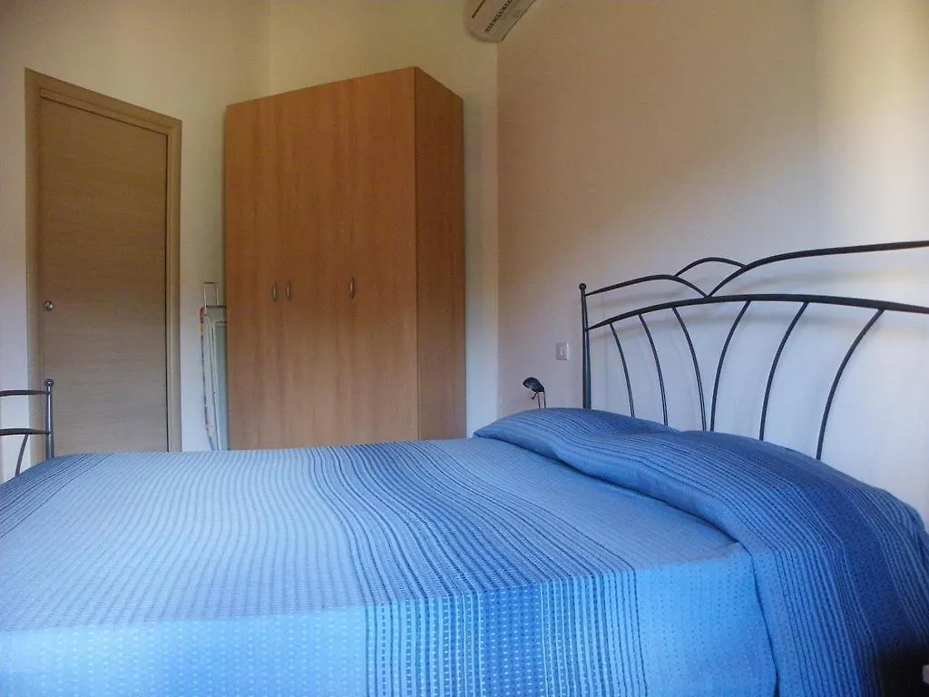 Sardinya Holiday Apartments 奧爾比亞